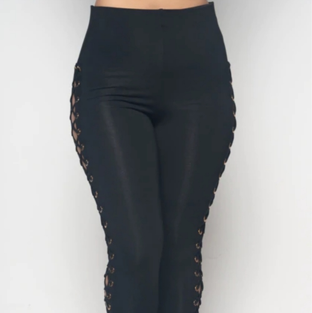 Feeling myself Black pants